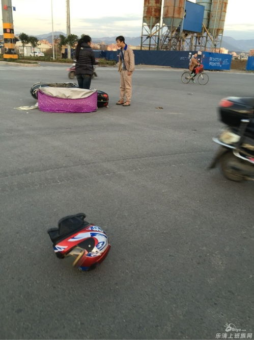 安全为重 乐清盐盘纬17路电瓶车与轿车相撞事故警示